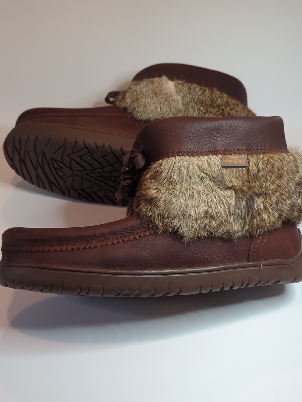 Manitobah Mukluks Size 9 - Picture 2 of 6